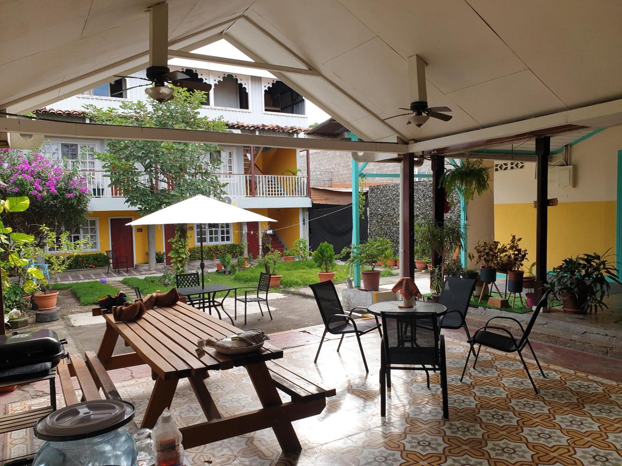 Hotel Liberia Exterior photo